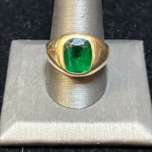 468224 10k Gold Ring with Green Tourmaline/Emerald Gemstone sz 11 8.7g